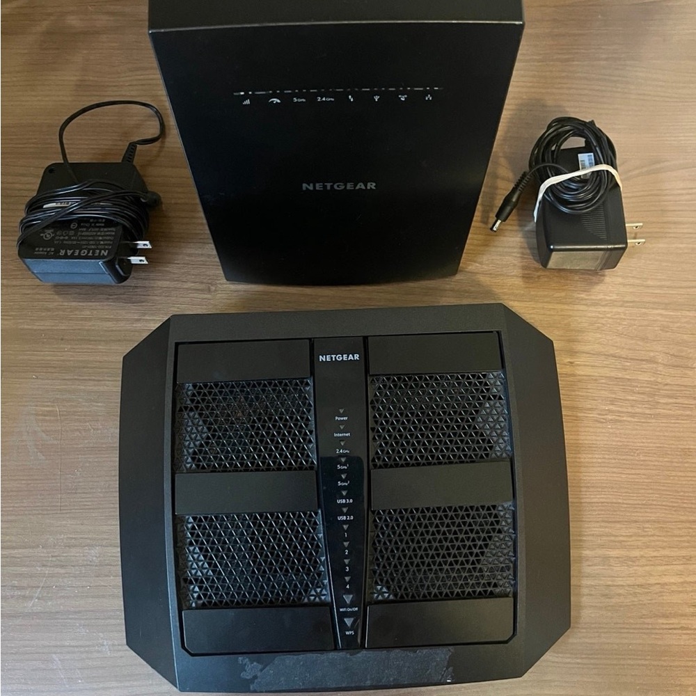 Netgear router and extender